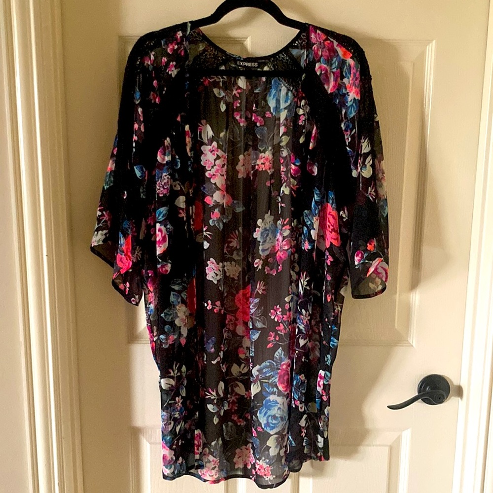 Express Long Floral Sheer Kimono Duster Cardigan Lace Trim Black Pink Size Small
